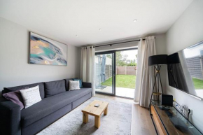Amazing 2BR Flat With Garden